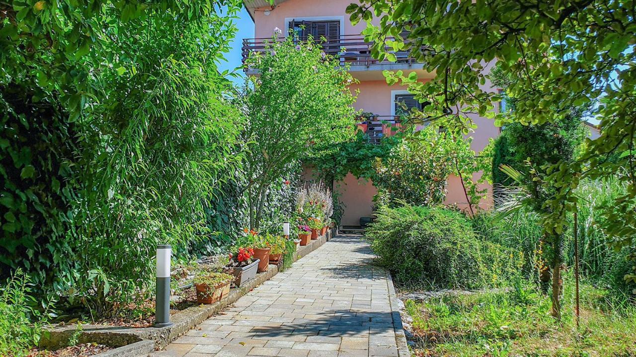 Apartments Marinici Rijeka - With Private Parking מראה חיצוני תמונה